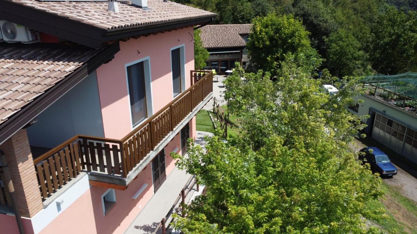 Agriturismo Cascina Lert Marone Exterior photo